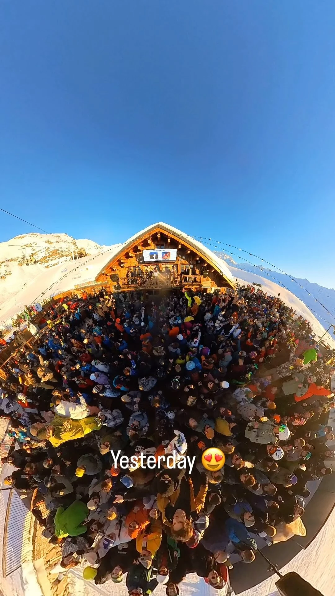 Let’s do this again today, and tomorrow, and the day after 😍🏂 #valthorens #foliedouce