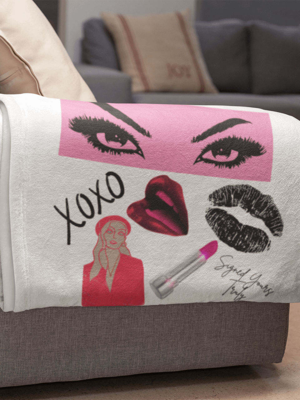 "XOXO" Collage Throw Blanket product image (4)