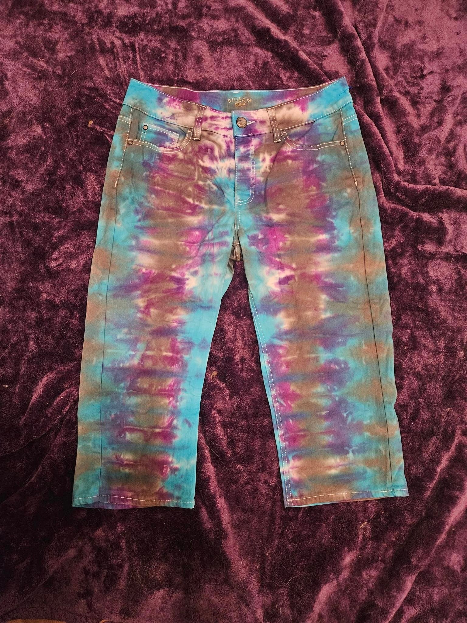 size 10 capris product image (1)