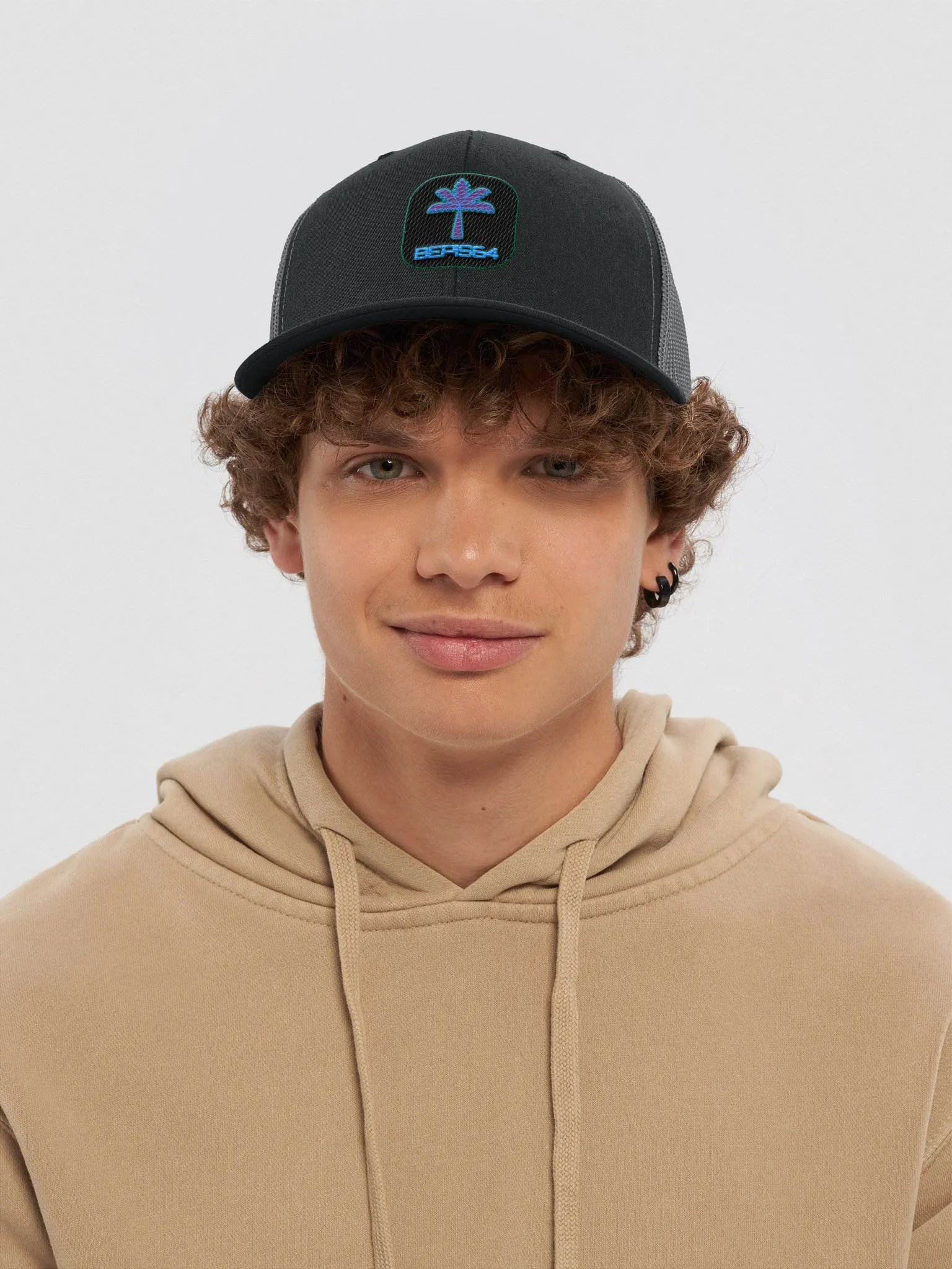 The trucker 2 product image (14)