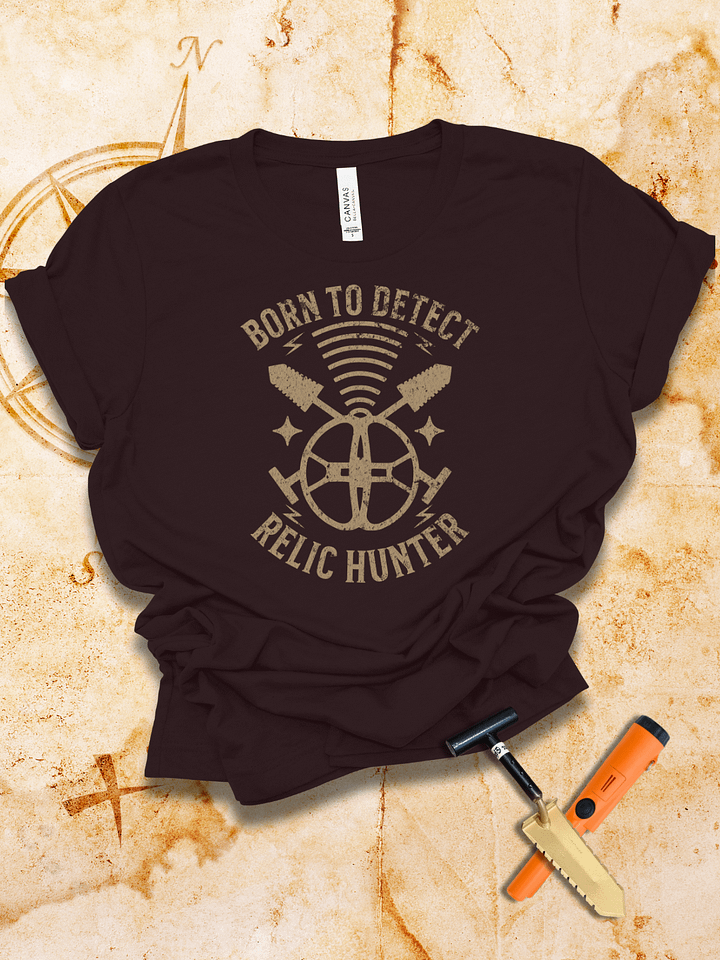 Born To Detect Relic Hunter Distressed T-Shirt product image (1)
