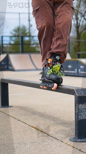 Some new tricks today! Video on YouTube!
#rollerblading #aggressiveinline 
@mesmerskates TS1 and 60mm 90a
@themskates Street ...
