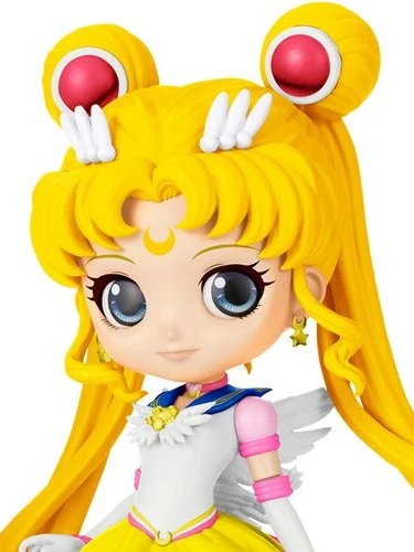 Sailor Moon Cosmos Eternal Sailor Moon Version B Q Posket Statue - Banpresto Collectible product image (1)