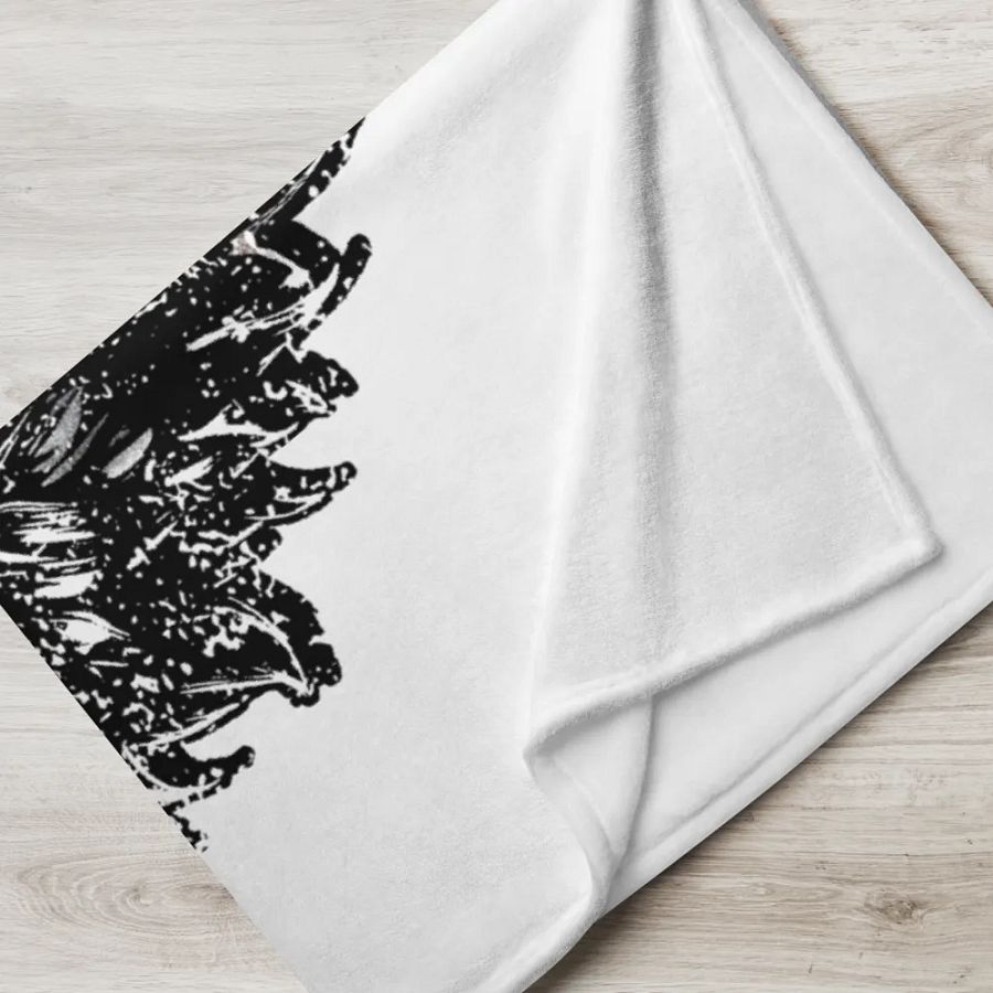 Wolf Star Throw Blanket product image (10)