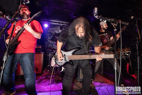 Light Pollution

📸: @brxanphoto 

👤: @smturnbull30 / @trentzuberi / @scratchnshred

#HEMI #HEMIMUSIC #heavymetal #metal #thra...