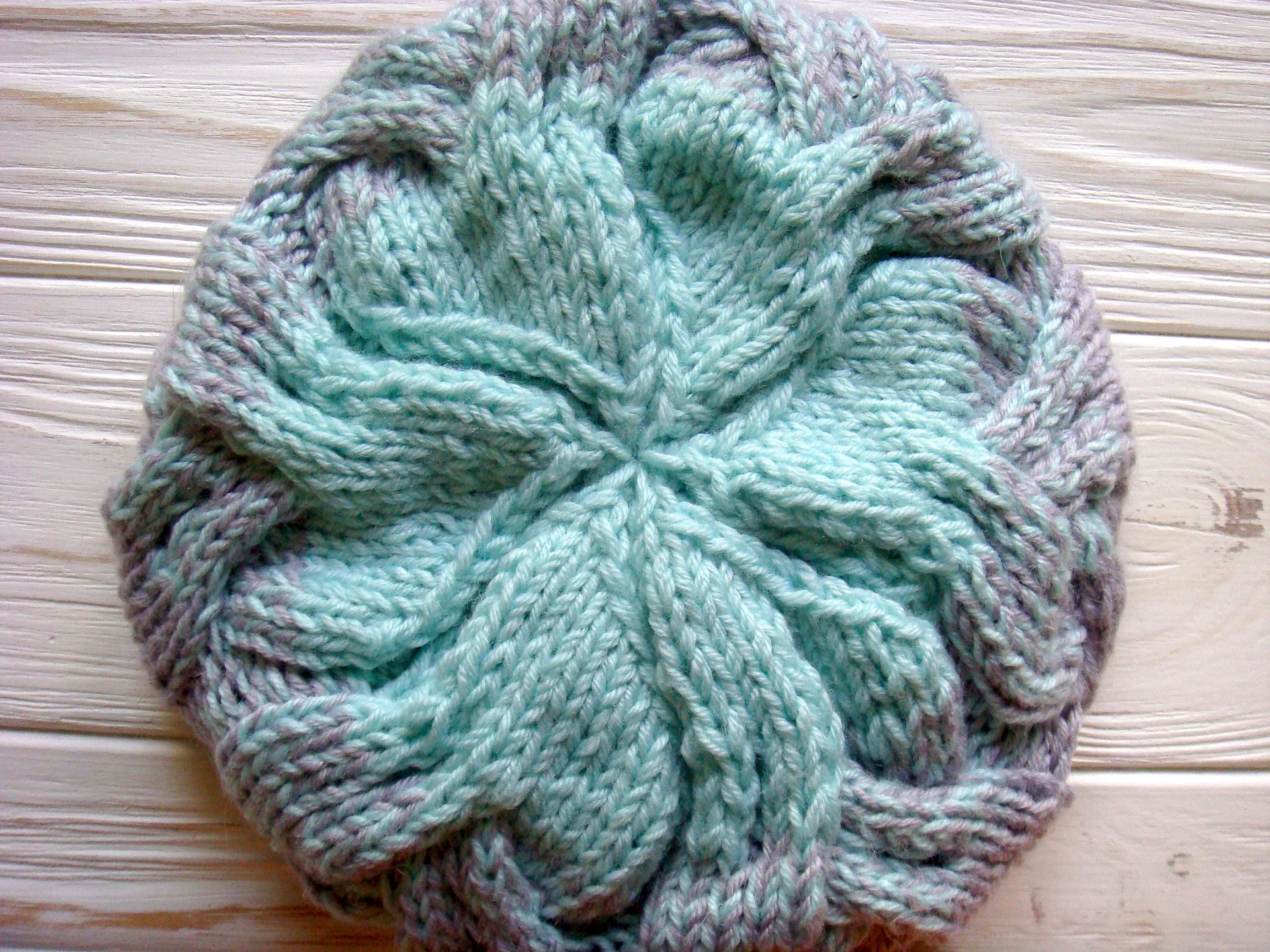 Gradient Two-Colors Knit Hat Pattern product image (2)