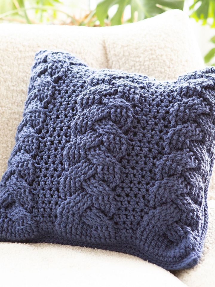Cozy Cottage Cable PIllow Crochet Pattern product image (1)