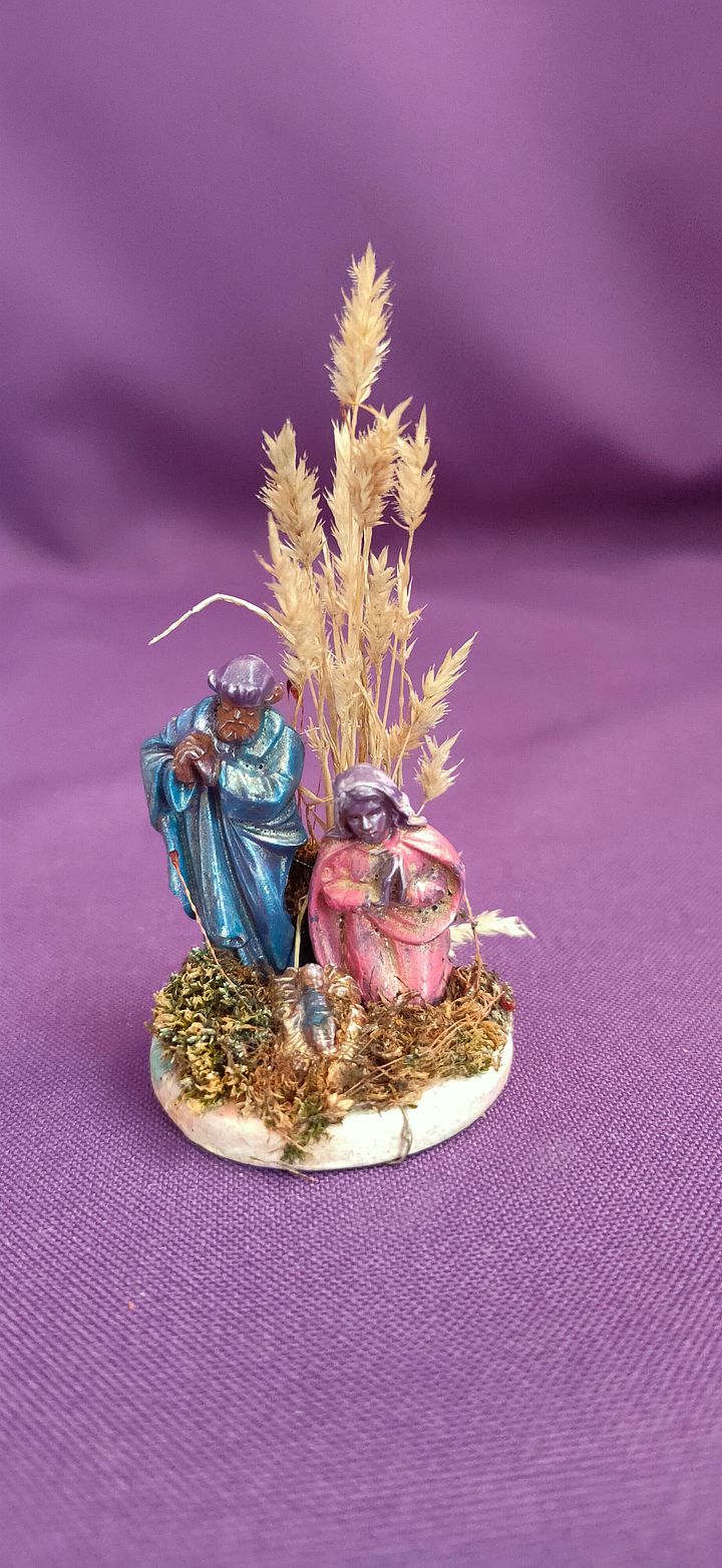 Presépio mini artesanal, feito à mão, Sagrada Família, presépio único e exclusivo, magia do Natal product image (1)