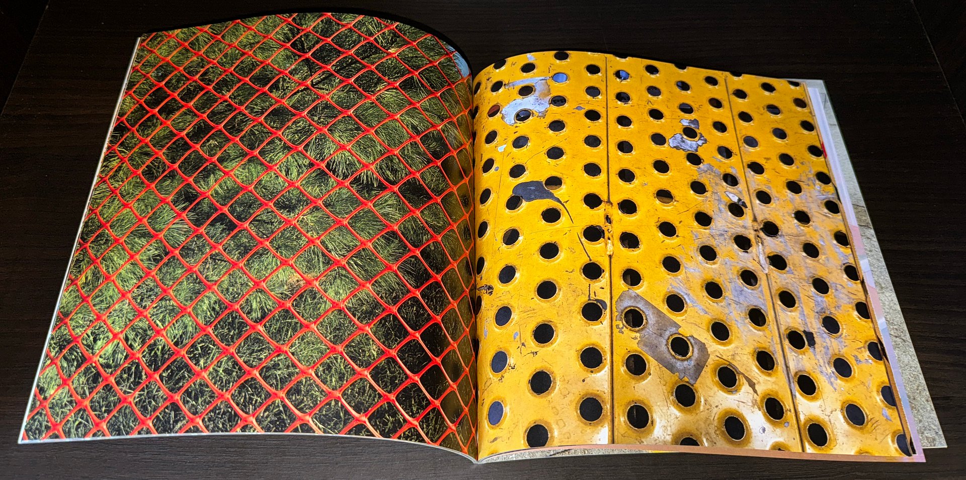 2022 - Zimmer Charging 3-1 Color Book product image (4)