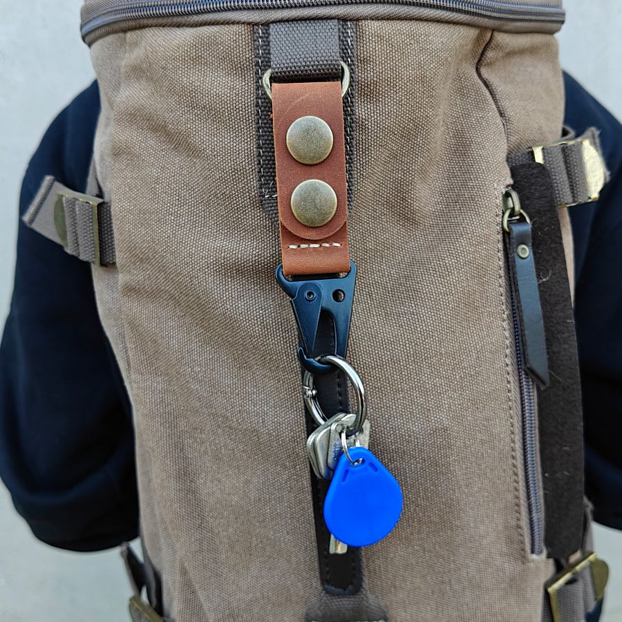 MEEBOY Handmade Leather Key Chains, Carabiner Keys with Double Button product image (7)