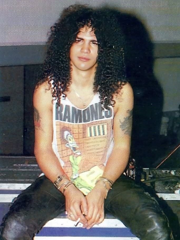 RAMONES I WANNA BE WELL TEE product image (2)