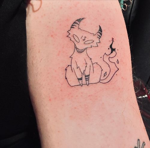 Demon kitty for Friday the 13th? YES PLEASE!
Thank you to KC at @untoldpaintattoo for this cutie! #newtattoo #demonkitty
