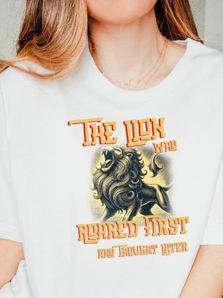Gryffindor Lion Funny Vintage Pulp Mystery Harry Potter Shirt product image (44)