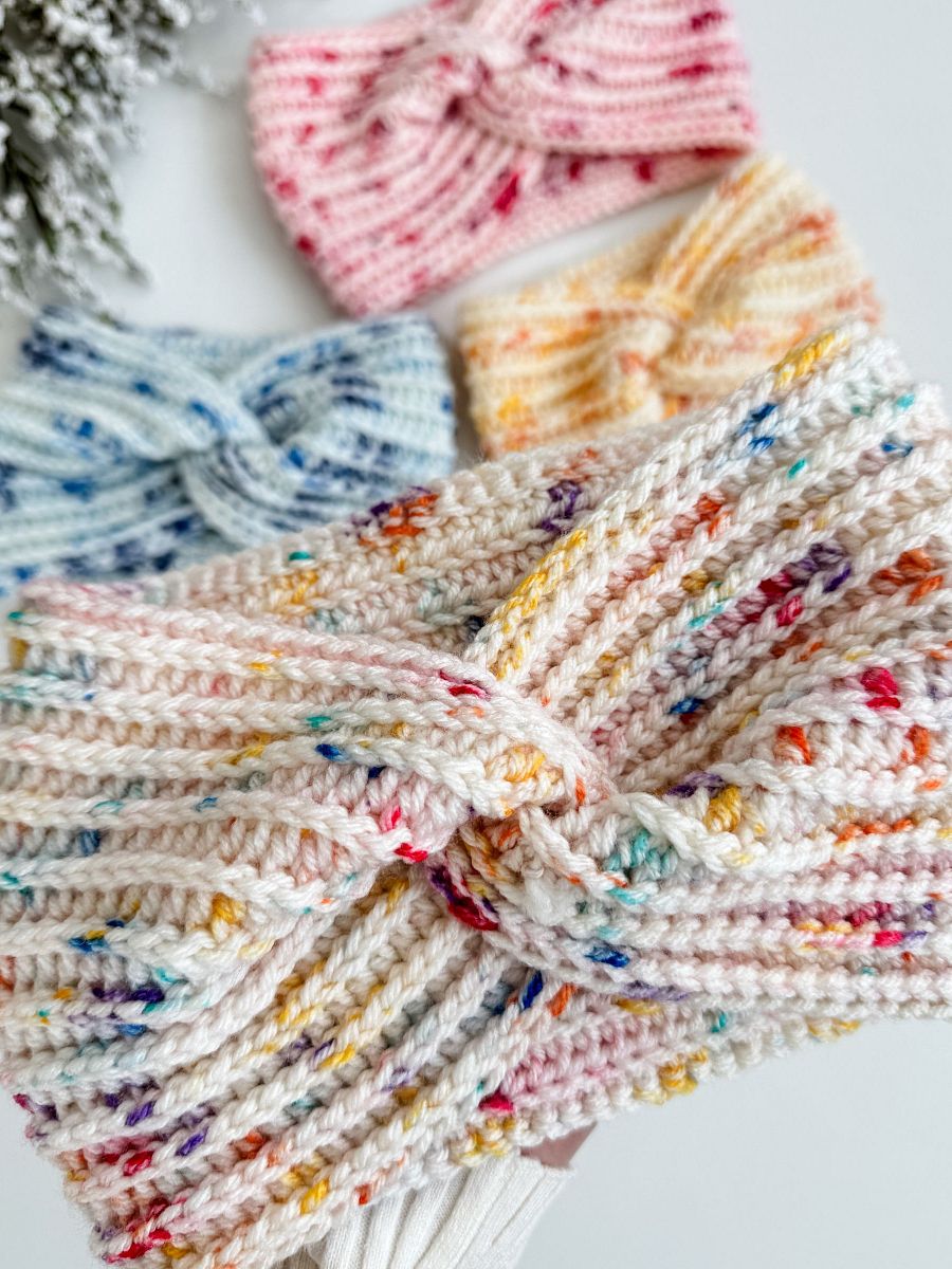Snowy Season Headband Crochet Pattern product image (7)