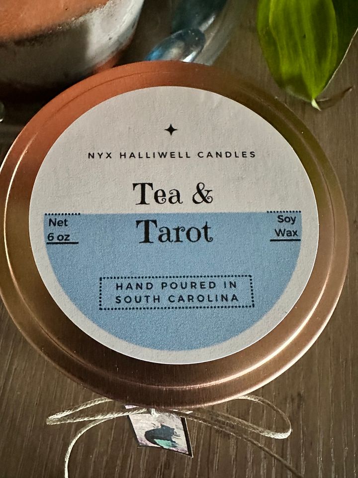 ☕️ Tea & Tarot Cozy Candle product image (1)