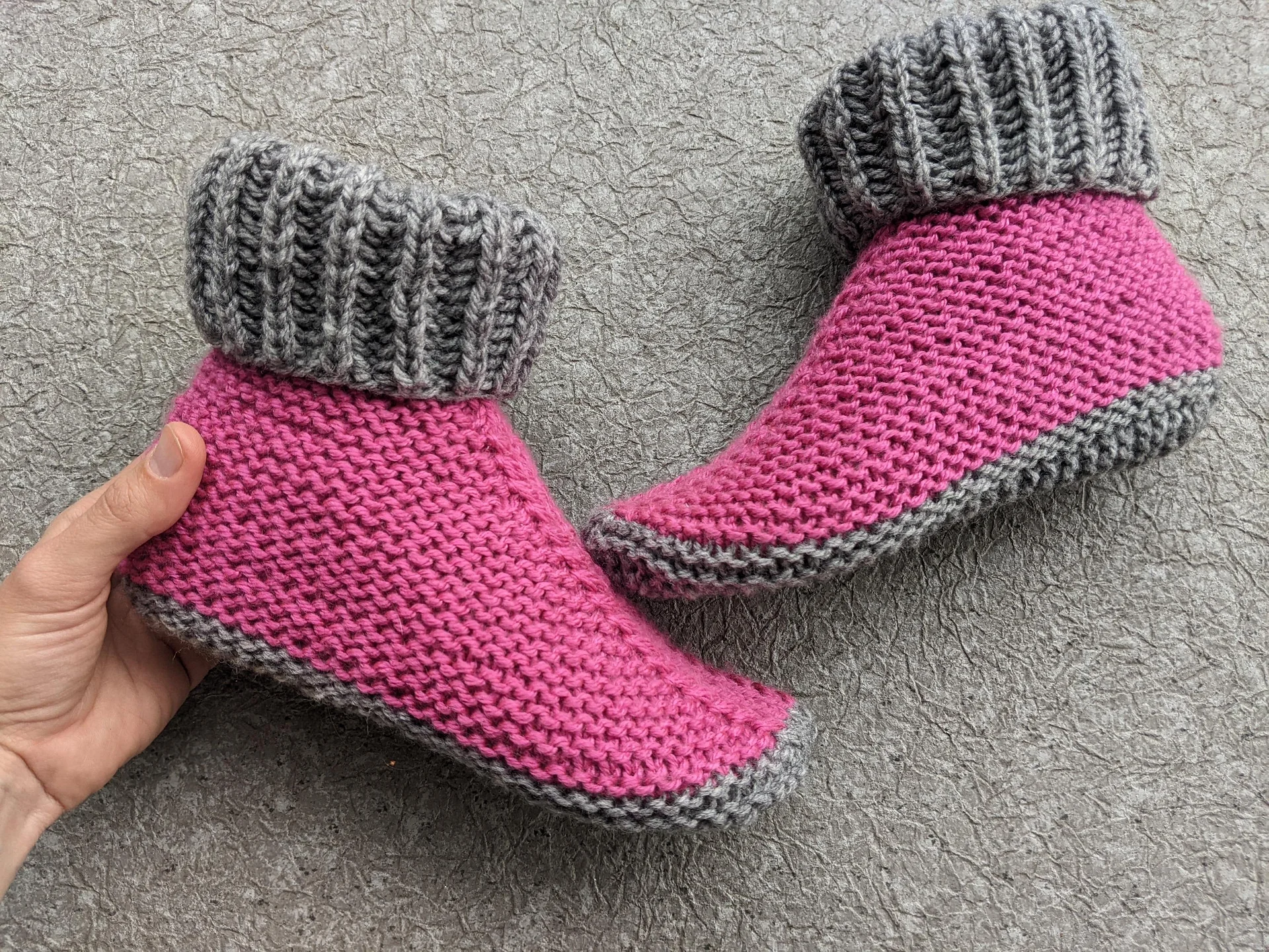 Flat Knit Slipper Socks with Folded Cuff Pattern product image (3)