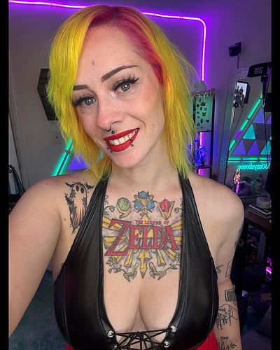 I celebrated 4 years as a Twitch Partner tonight. 
3.8m channel views
59k followers

And somehow my viewership has doubled fr...
