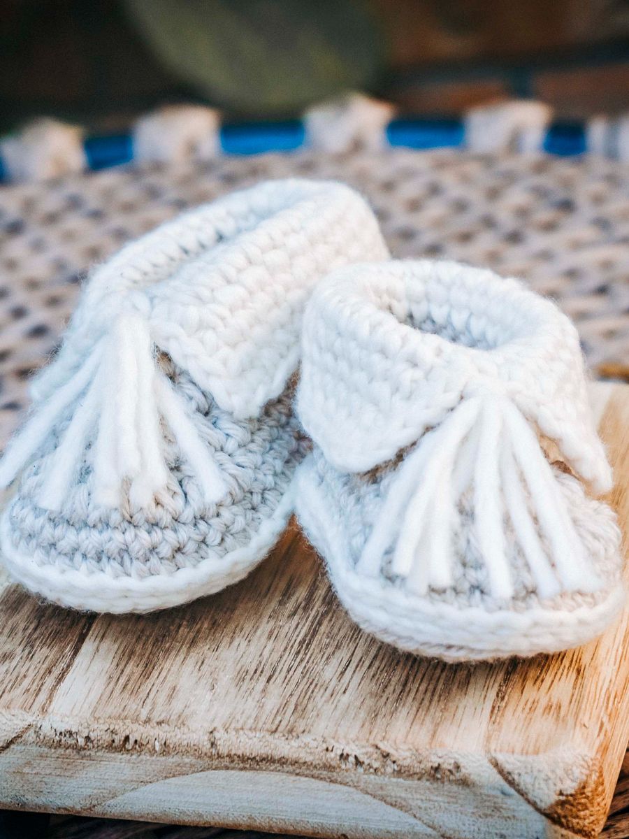 Cute Crochet Baby Boots Free Pattern product image (3)