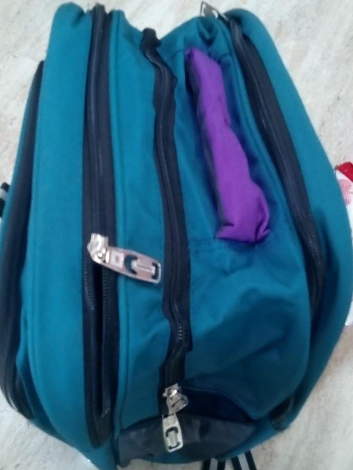school bag product image (1)