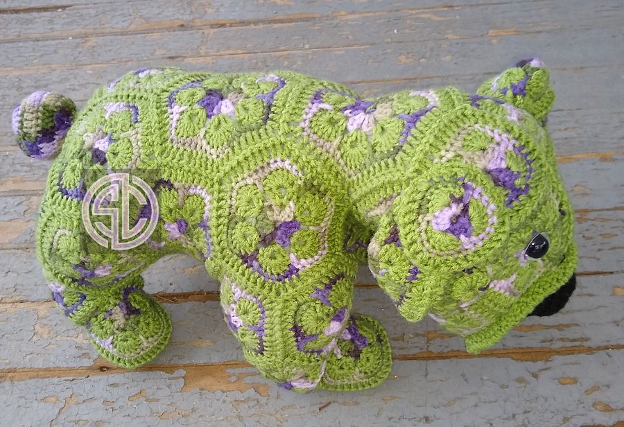 African Flower Bulldog Amigurumi 🐑 product image (2)