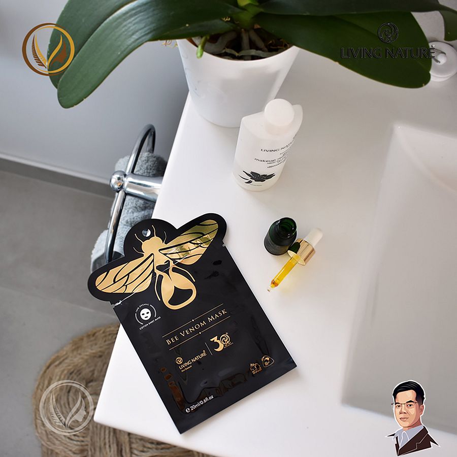 Mặt nạ dưỡng da chiết xuất nọc ong Living Nature Bee Venom Mask 6 gói product image (6)