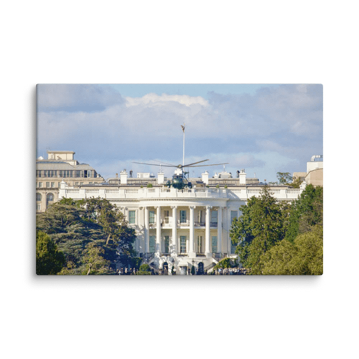 Canvas Print - Marine One leaving the White House product image (1)