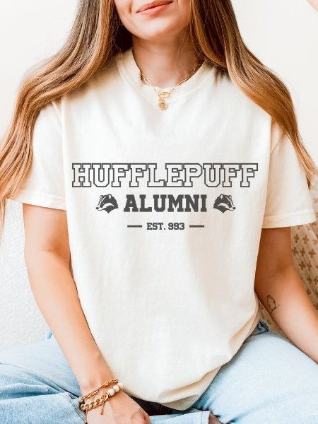 Hufflepuff Magical Alumni Vintage Collegiate Shirt product image (15)