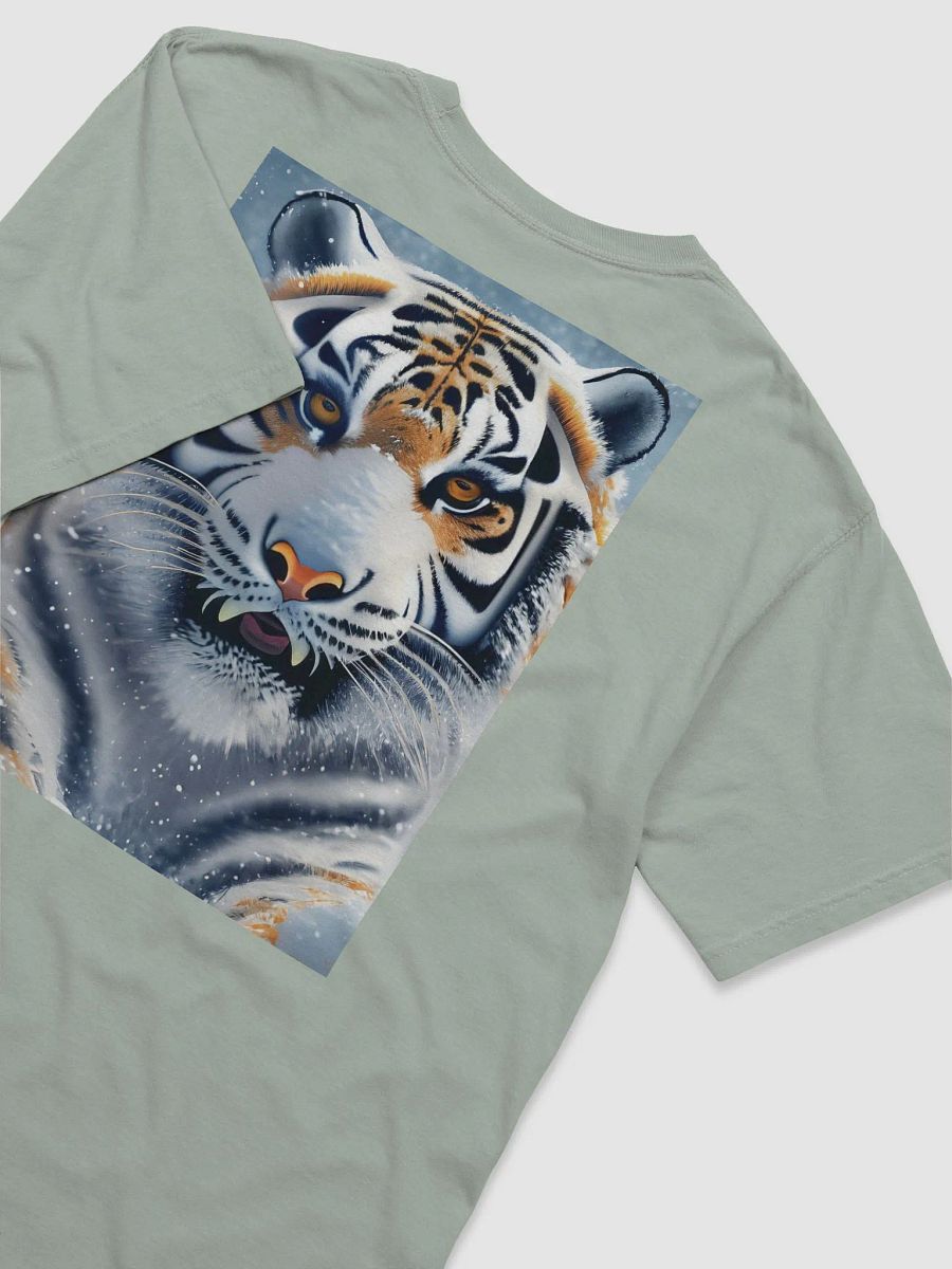 Stand Out: Eye-Catching Snow Tiger T-Shirt product image (52)