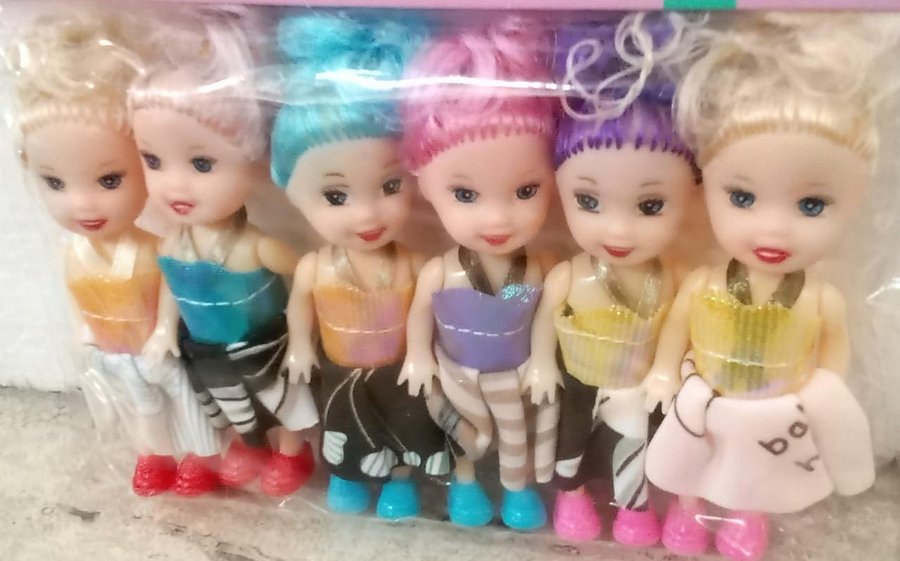 Doll toy product image (1)