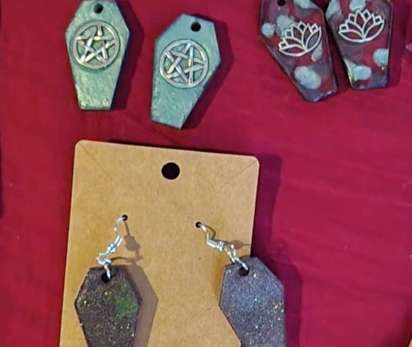 resin coffin earrings product image (1)