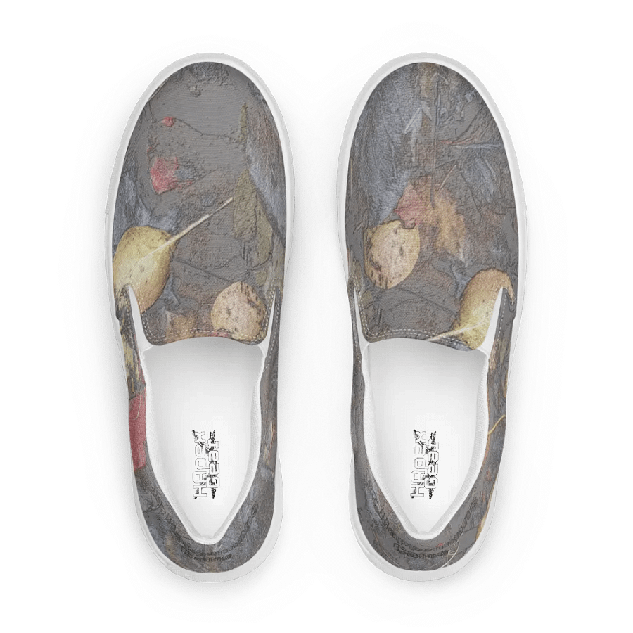 Women's Slip-On Canvas Shoes - MossyOak - It Happennnns Camo product image (1)