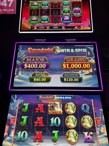 TWO NEW GAMES!!!

 SAL’S SLOTS Lucky Street