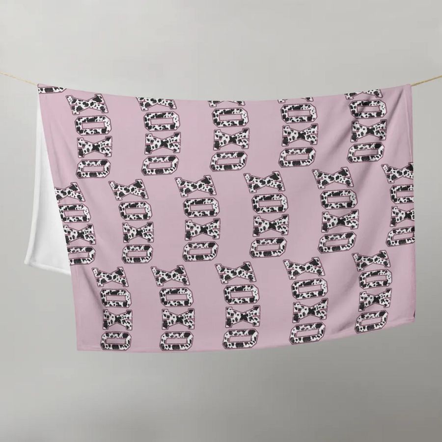 XOXO Blanket product image (9)