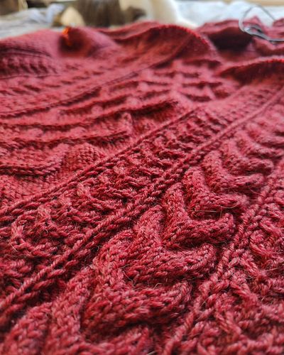 The Laakso Sweater 🍂

---
Sooo....who remembers this one? This sweater has been in my wip pile for MONTHS. Last week I finall...