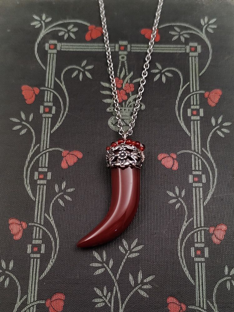 Wrapped Talisman - Filigree Fire Talon product image (2)