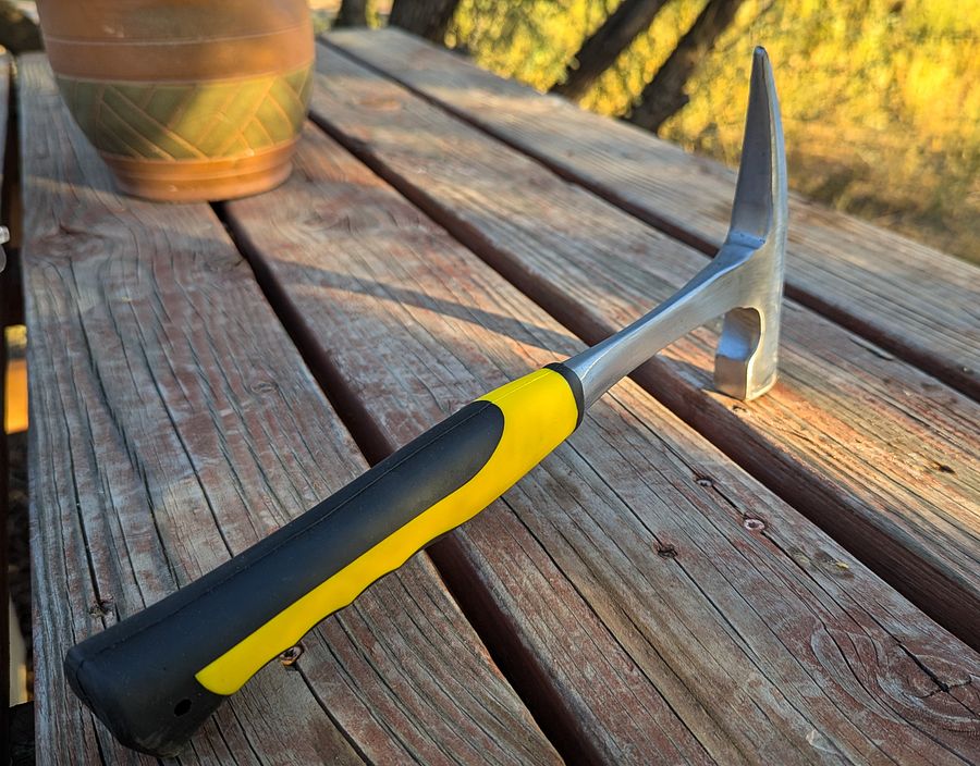 Rock Hammer with Pointed Tip for Geology, Mining, and Rockhounding product image (3)