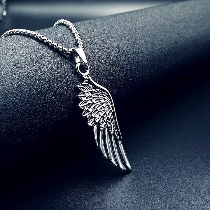 Angel Wing Necklace [PRE-ORDER ONLY] product image (1)