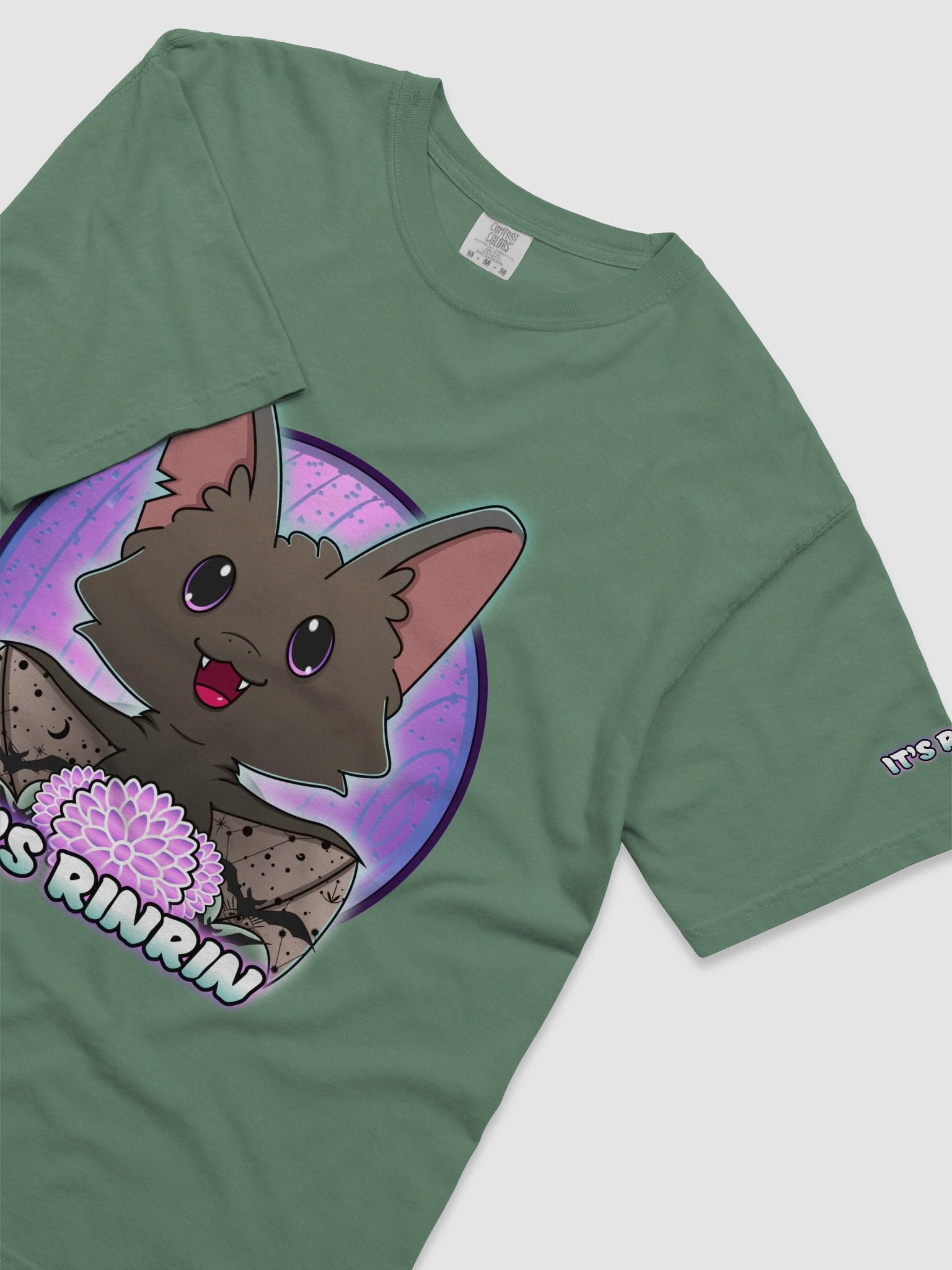 ItsRinRin - Freakin Bats Comfort Colors Tee product image (31)