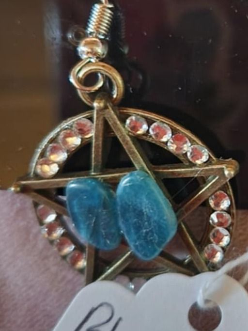 pentacle and crystal earrings product image (3)