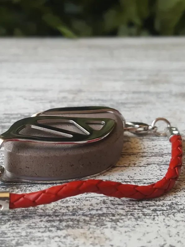 Red Leather Bolo Bracelet | Handmade Accessory for Bellabeat Leaf Urban & Ivy product image (1)