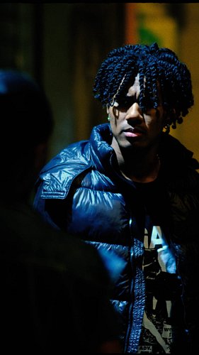 Omar’s Captors Find Him Hiding in Napoli • GUAP 🇮🇹 • Episode 1x6 (2025)

SYNOPSIS: Three scammers from different walks of lif...
