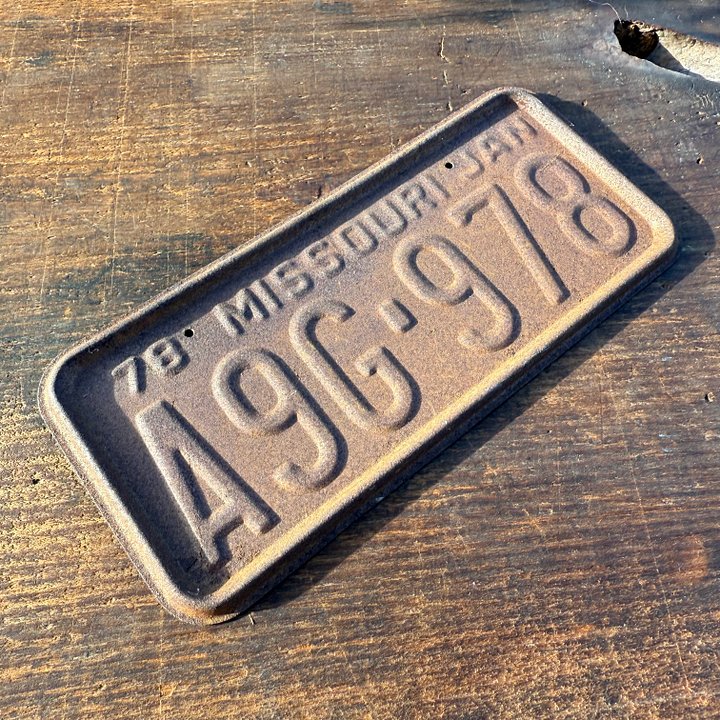 🎎 1978 Missouri Mini License Plate – Possibly Motorcycle-Sized – Japan Antique Roadshow product image (1)