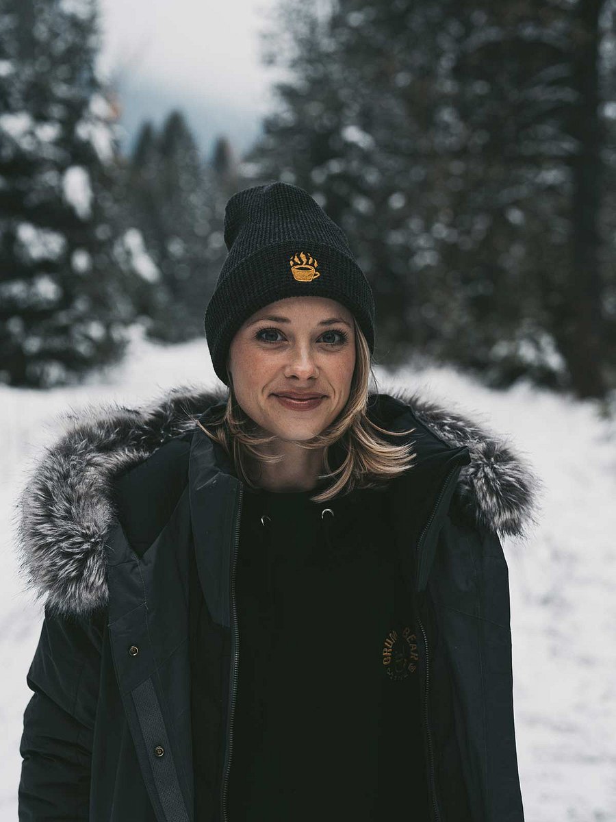 Beanie-Gold thread product image (3)
