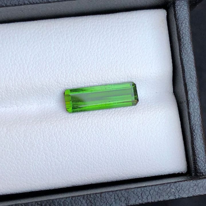 EMERALD CUT CHROME COLOR TOURMALINE FOR WIRE WRAPPING GEMSTONE FOR GIFT,1.95 CRT product image (1)