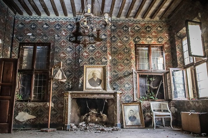Fine Art - Borgo dei Leoni, Urbex Italy product image (1)