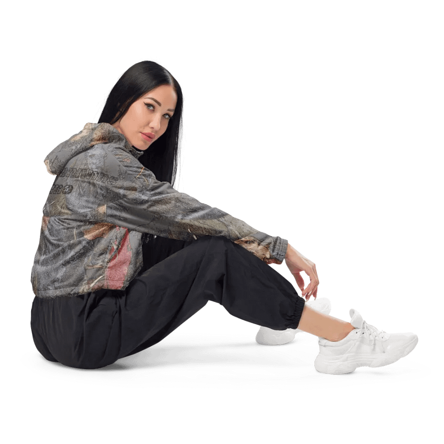 Women's Cropped Windbreaker - MossyOak - It Happennnns Camo product image (3)