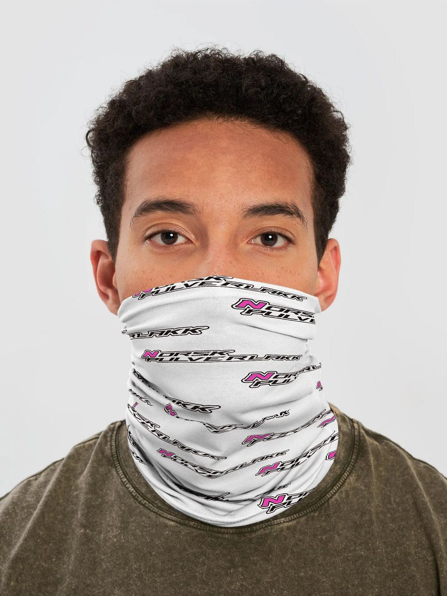 GOO BUFFEN MED ET HINT AV ROSA product image (1)