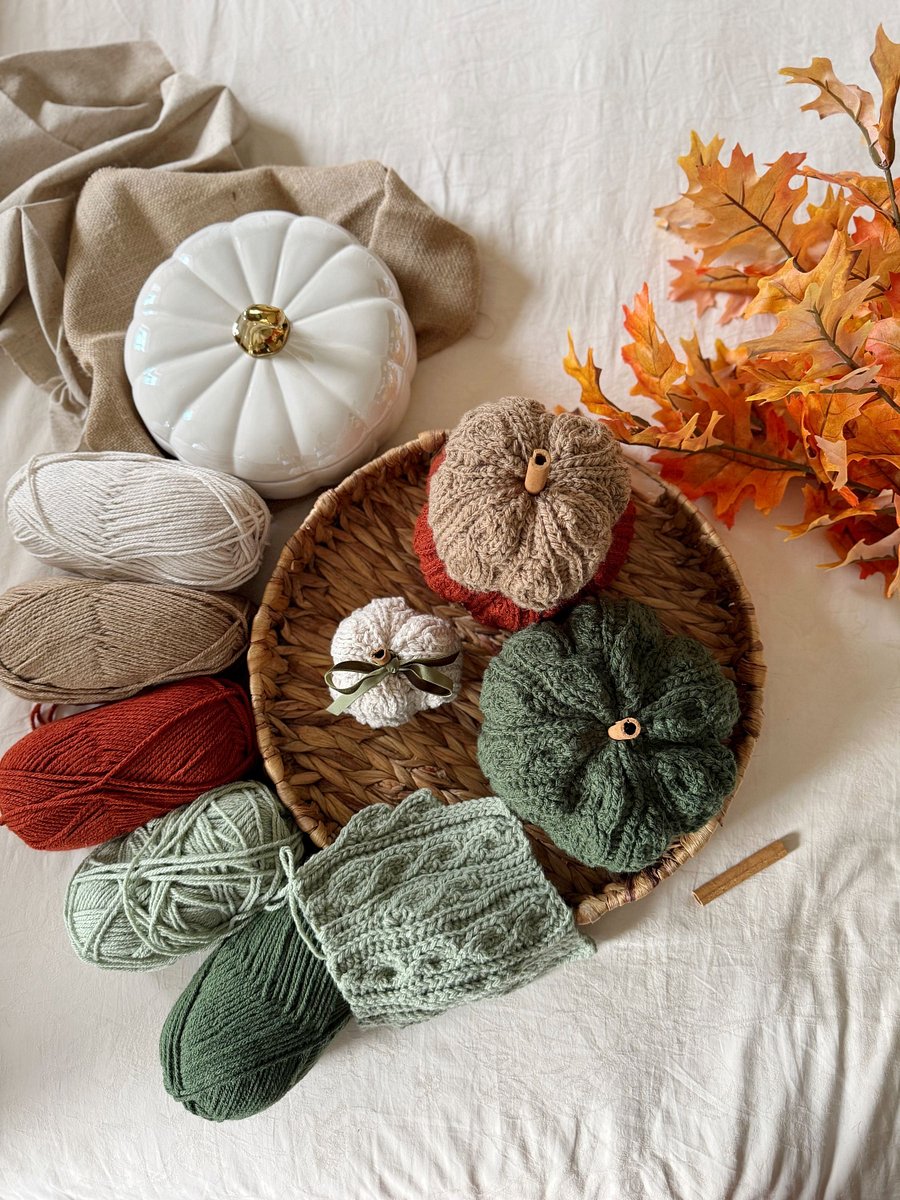 DEIDRA CROCHET Pumpkin PATTERN + VIDEO - 4 Sizes product image (10)
