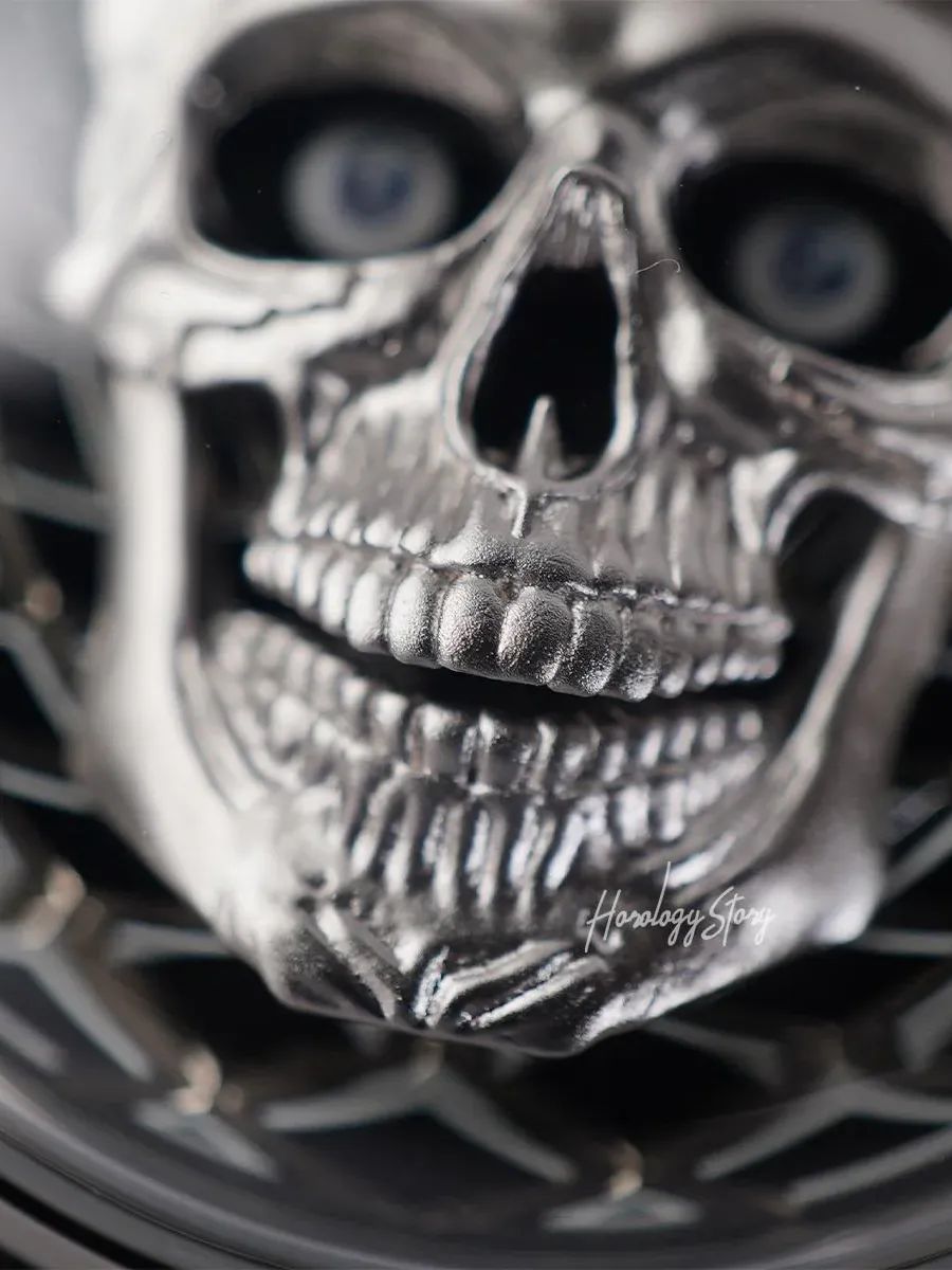 Lucky Harvey Silver Skull Dropping Jaws Limited 111 Pcs product image (7)