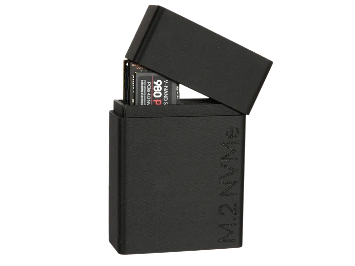 HomeLab Gear 8x NVMe Holder product image (1)
